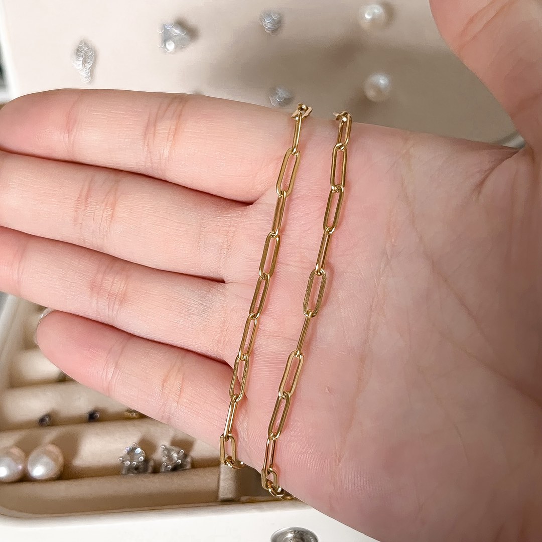 Thin paper clip choker necklace, Women's Fashion, Jewelry & Organizers