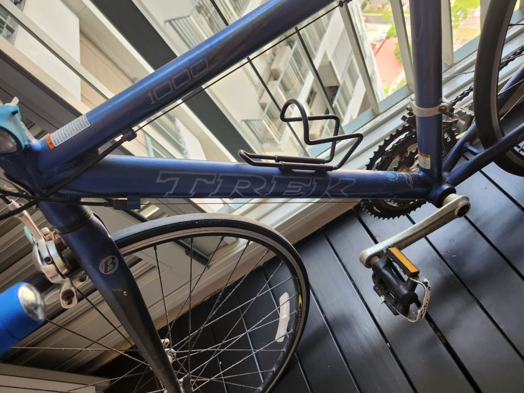 TREK LIGHTWEIGHT JUNIOR ROAD BIKE 17 INCH FRAME Sports Equipment