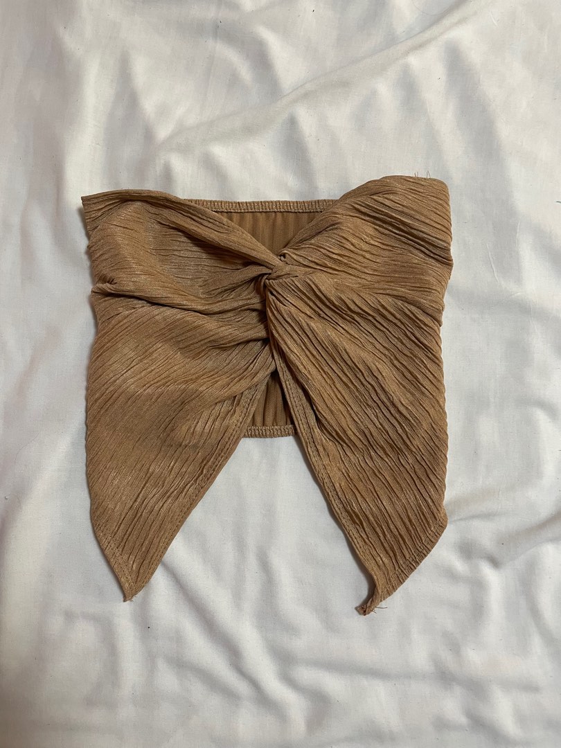 twist front split tube top, Women's Fashion, Tops, Sleeveless on Carousell