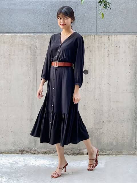 UNIQLO rayon gaun flare v neck dress, Women's Fashion, Dresses & Sets, Dresses on Carousell UNIQLO rayon gaun flare v neck dress, Women's Fashion, Dresses & Sets, Dresses on Carousell