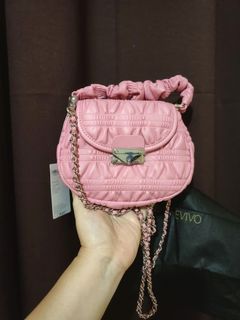 Urban Revivo small twoway pink sling bag