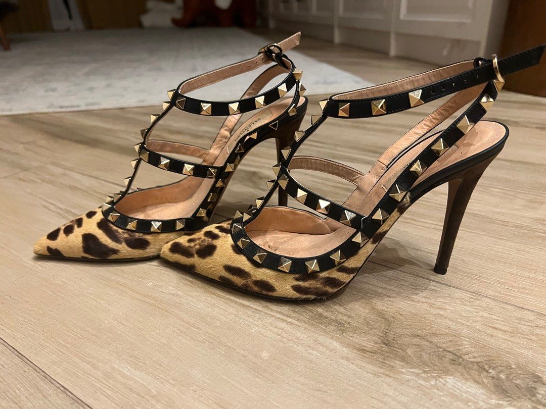 Valentino rockstud leopard heels best sale