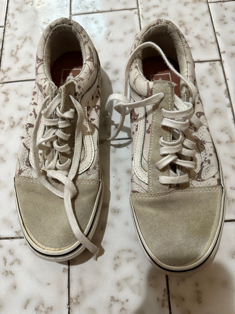 vans old skool broken white