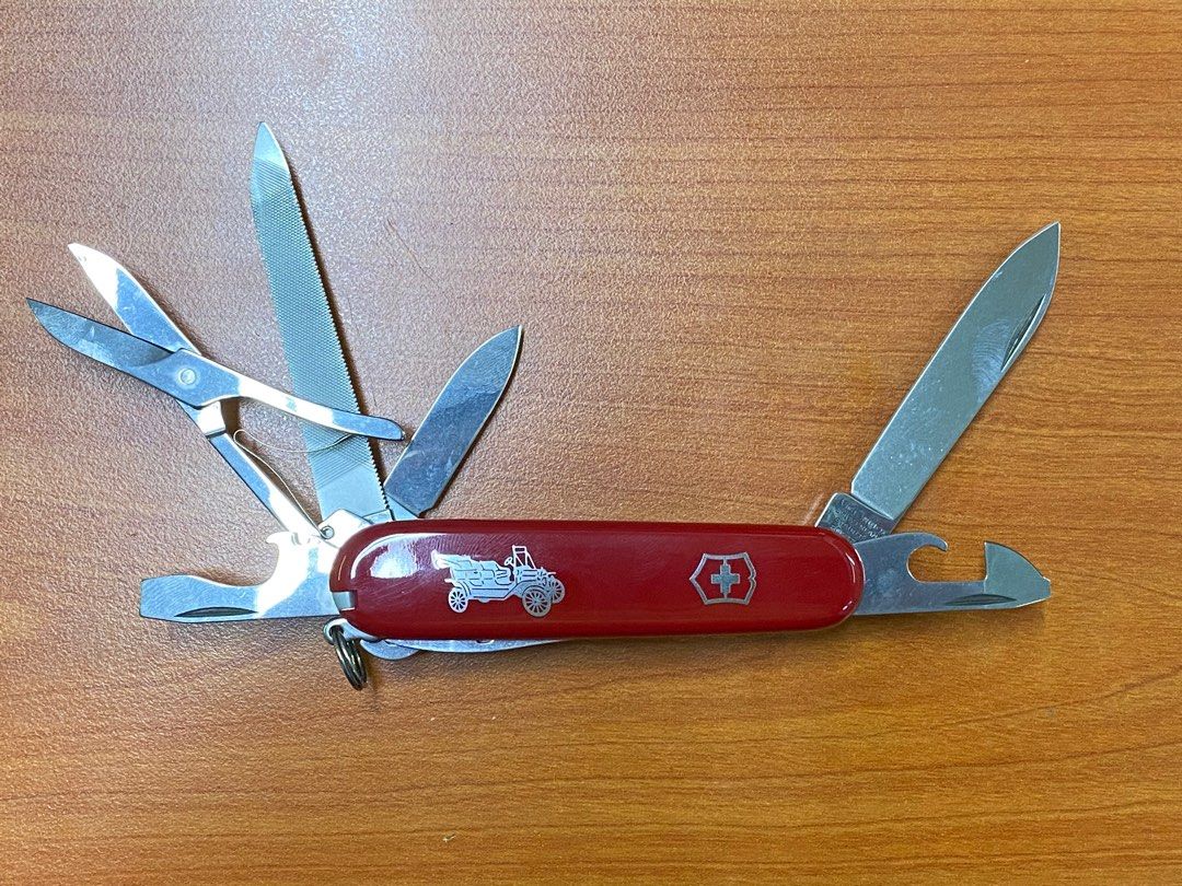 Victorinox Car 1.4743.73, Furniture & Home Living, Home Improvement ...