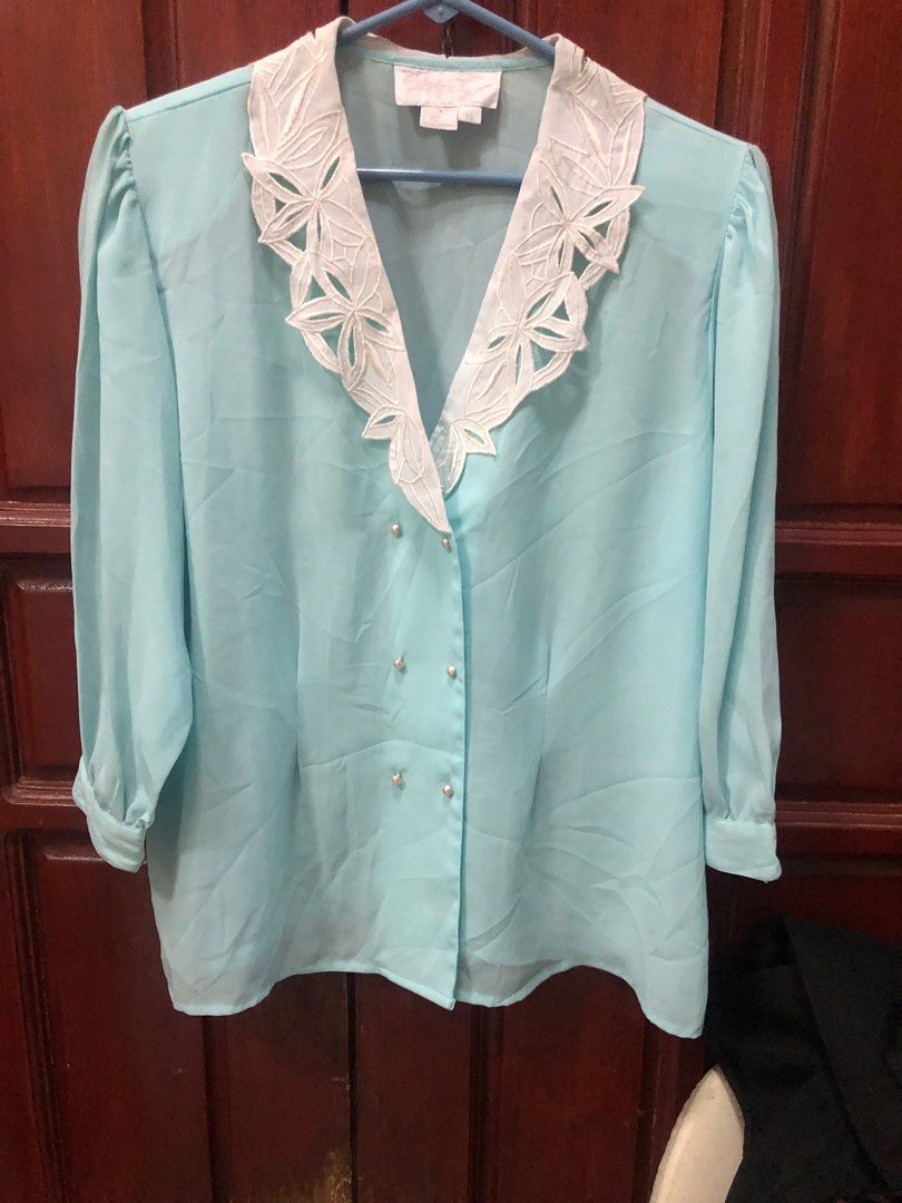 NYLA BOX BLOUSE (BABY BLUE)