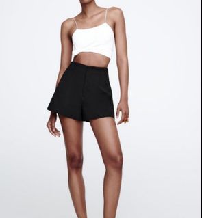 💯% Auth Zara Basic Black Shorts