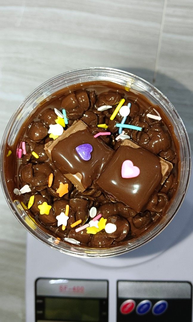 Zia kitchen chocojar, Food & Drinks, Homemade Bakes on Carousell