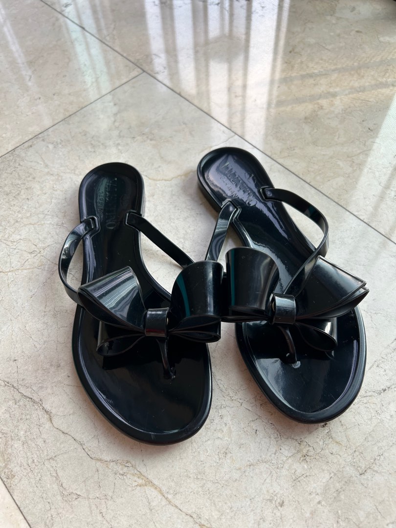 Valentino Black PVC Rock Stud Jelly Thong Sandals - 8 – I MISS YOU VINTAGE