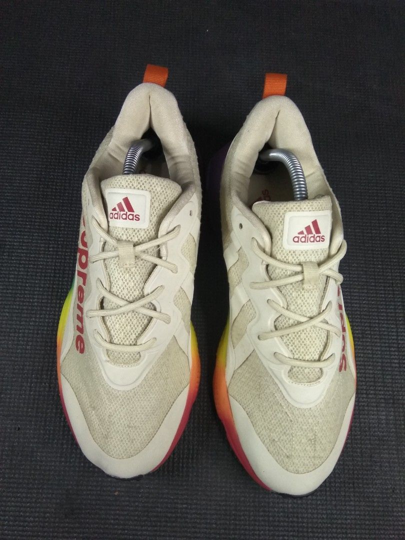 Sepatu adidas x supreme hotsell