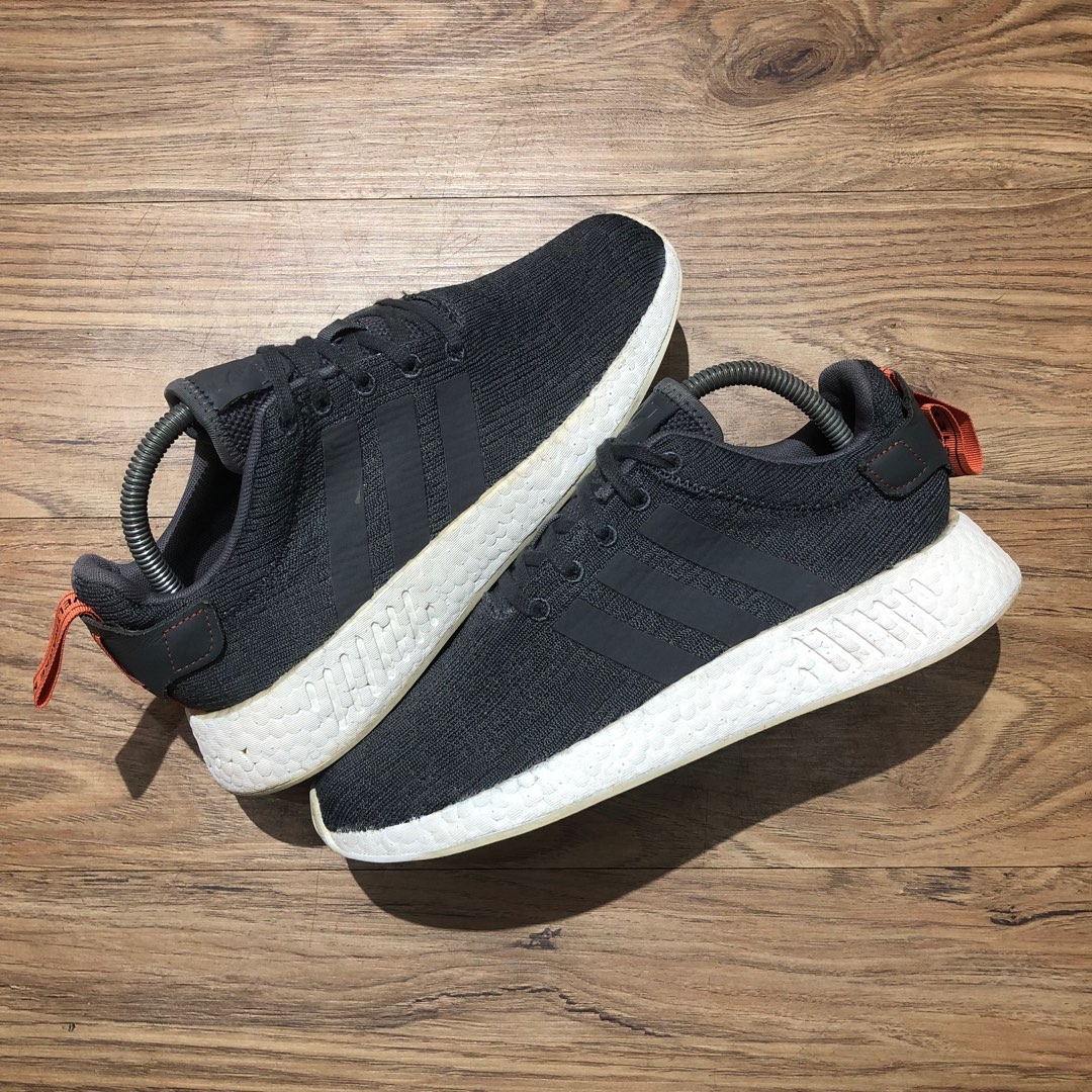 Nmd r2 uk on sale