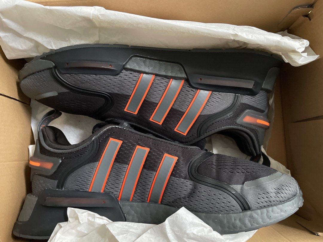 Adidas NMD V3 Trainer