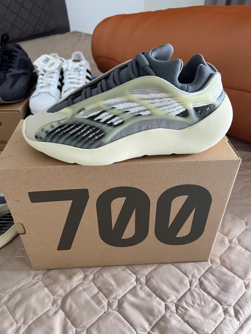 Adidas yeezy v3 sale static
