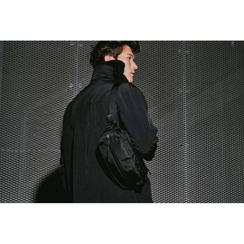City sling store black