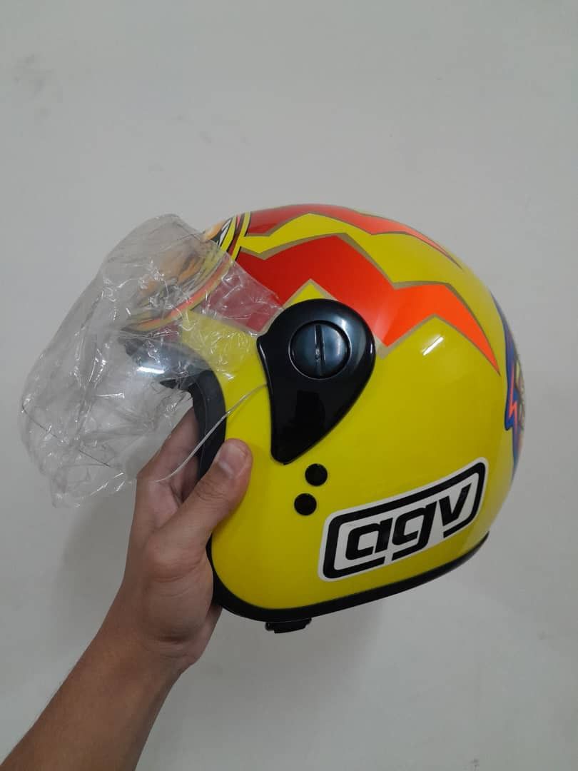 Arai hotsell valentino rossi
