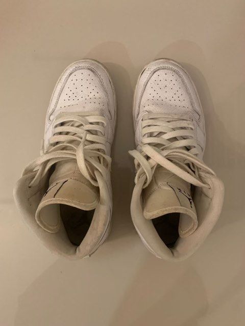 Air Jordan 1