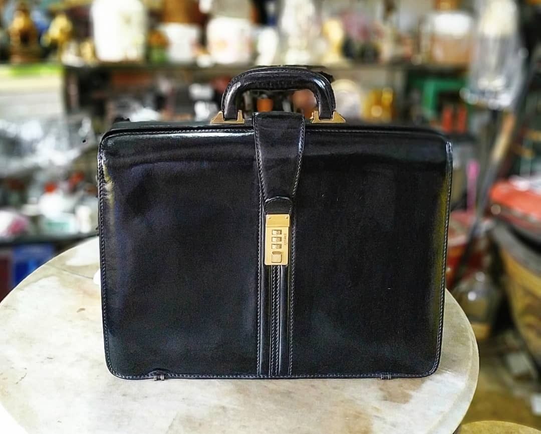 Belting leather briefcase top