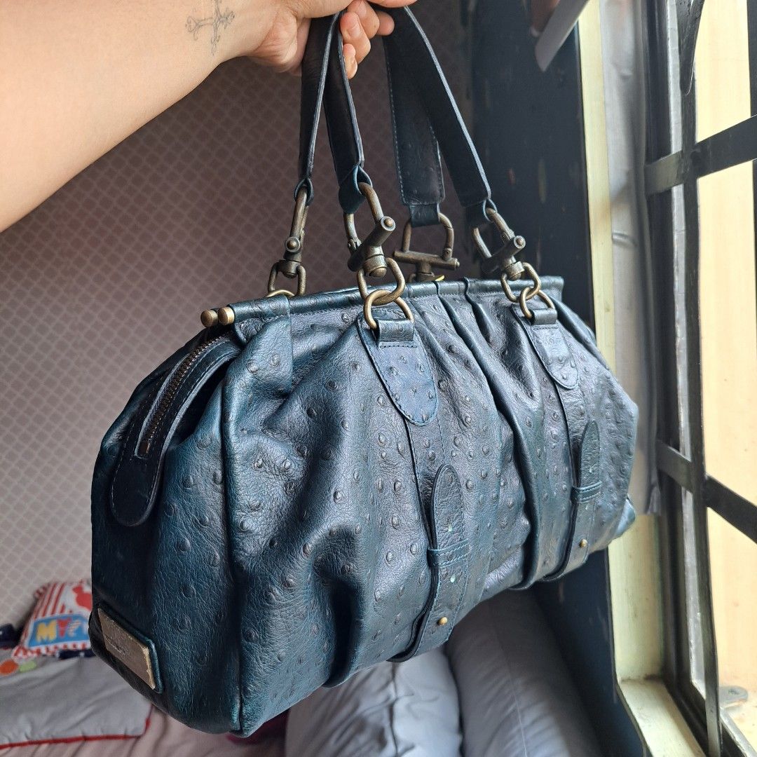 Authentic MARTINE SITBON ostrich handbag (Category: Luxury Bags & Wallets) located in Bulacan. Submitted by thriftyhaven2023 (Listing ID 1257383959, Image 1). Description: Minimals signs of usage only.