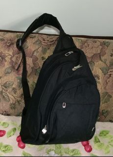 Authentic Nike body bag / chest bag