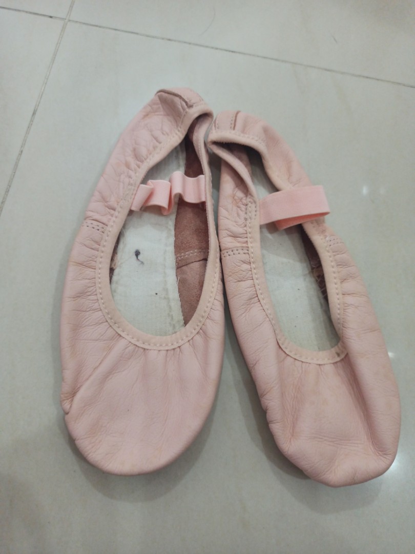 Red rain ballet on sale shoes