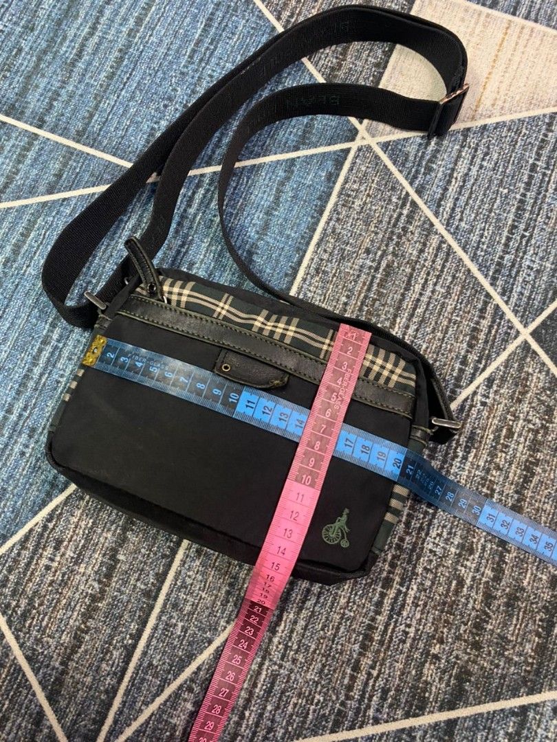 Beanpole mini sling bag Men s Fashion Bags Sling Bags on Carousell