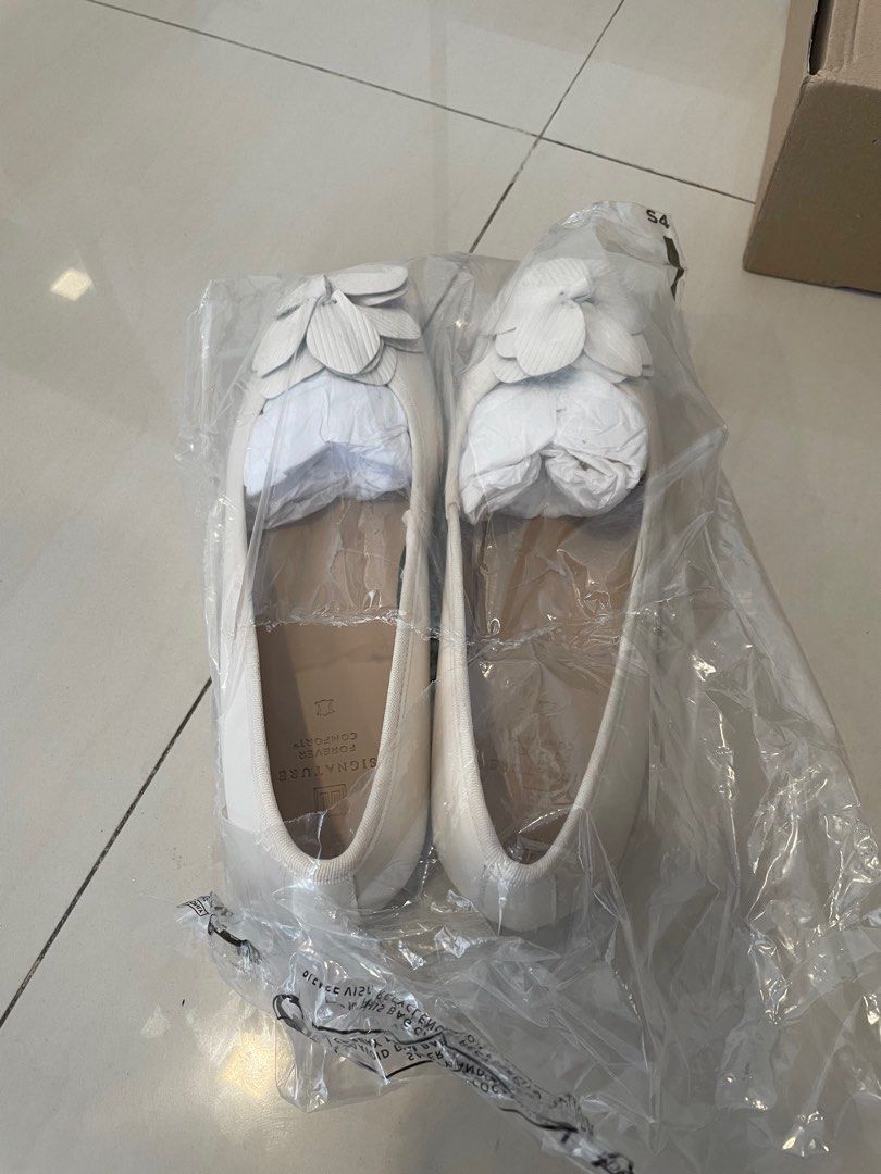 Bellerina shoes flat bought from NEXT Women s Fashion Footwear