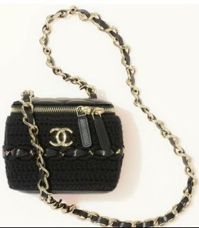 NEW Chanel Coco Casino Mini Vanity New Caviar Black / Lghw