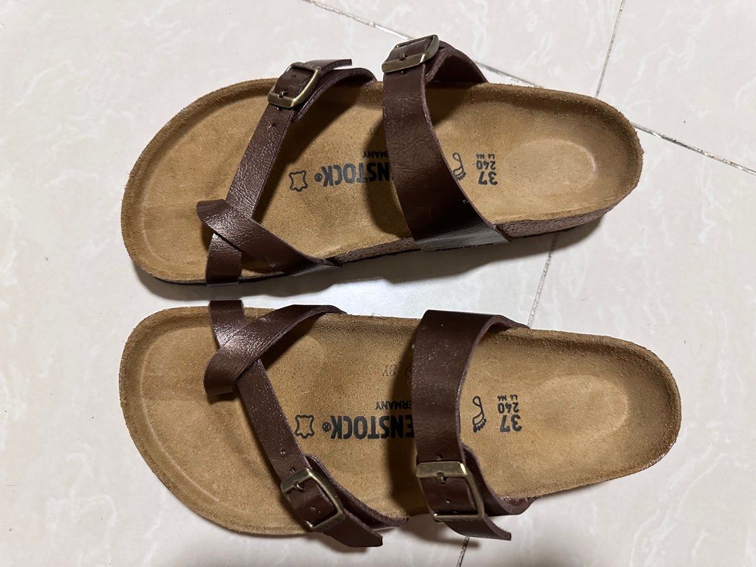 turquoise jelly shoes