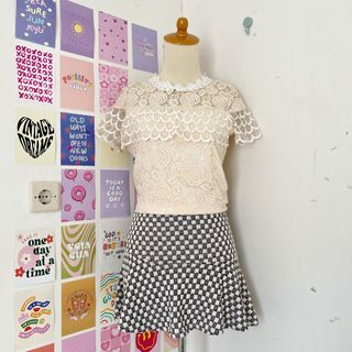 Blouse Broken White BW Brukat Brokat Tile Bordir Furring Casual Party