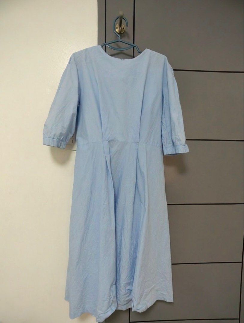 Blue Linen Korean Dress (Category: Dresses) located in Taguig. Submitted by onlyshhh (Listing ID 1257428255, Image 2). Description: Length - 42 inches Bust - 18 inches Waistline - 16.5 inches Stitched the sleeves bec it’s too puffed for me. Stitches can be removed.