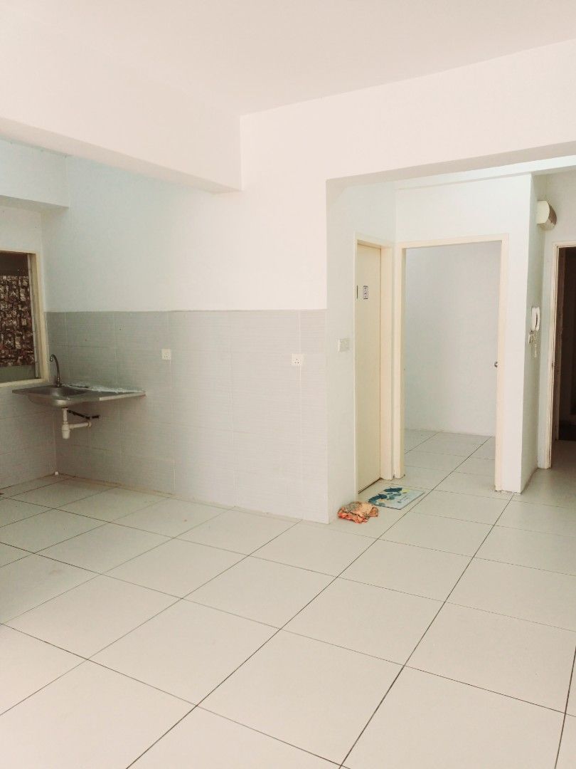 Calisa Melia Taman Mas Puchong Apartment, Property, Rentals on Carousell