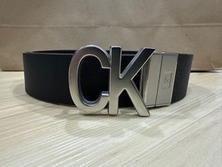 Calvin Klein Men Black Reversible Logo Buckle Leather Belt