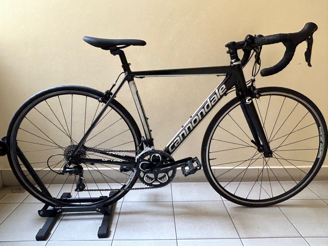 Cannondale CAAD Optima road bike Sports Equipment Bicycles