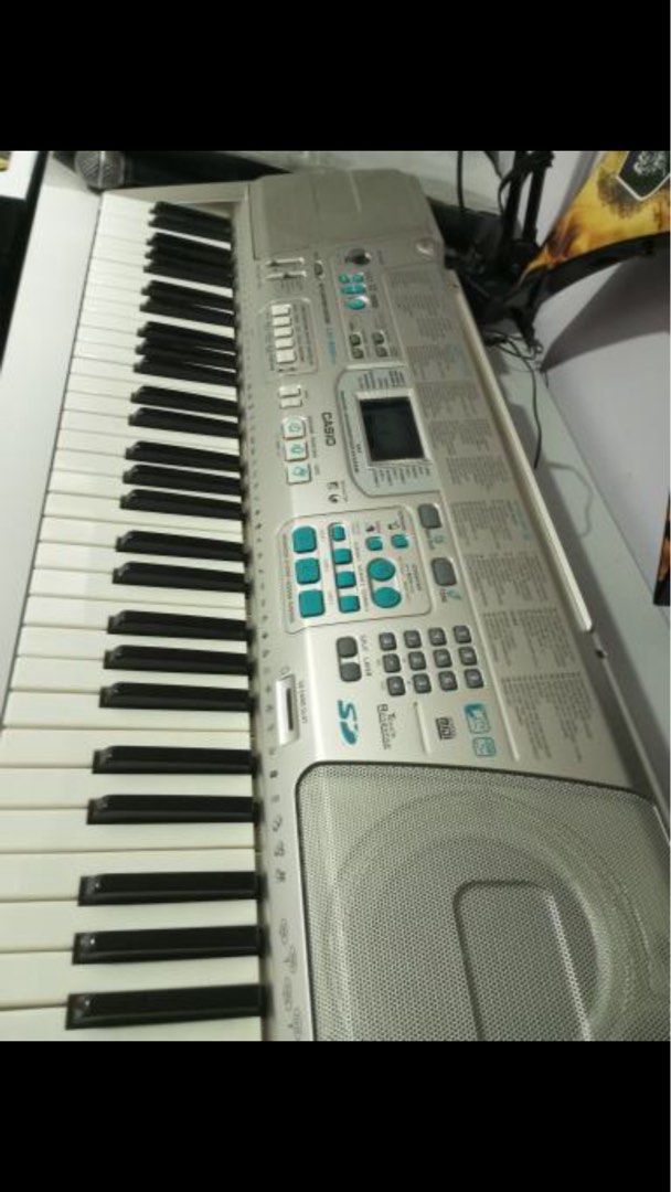 Casio LK300tv Keyboard, Hobbies & Toys, Music & Media, Musical