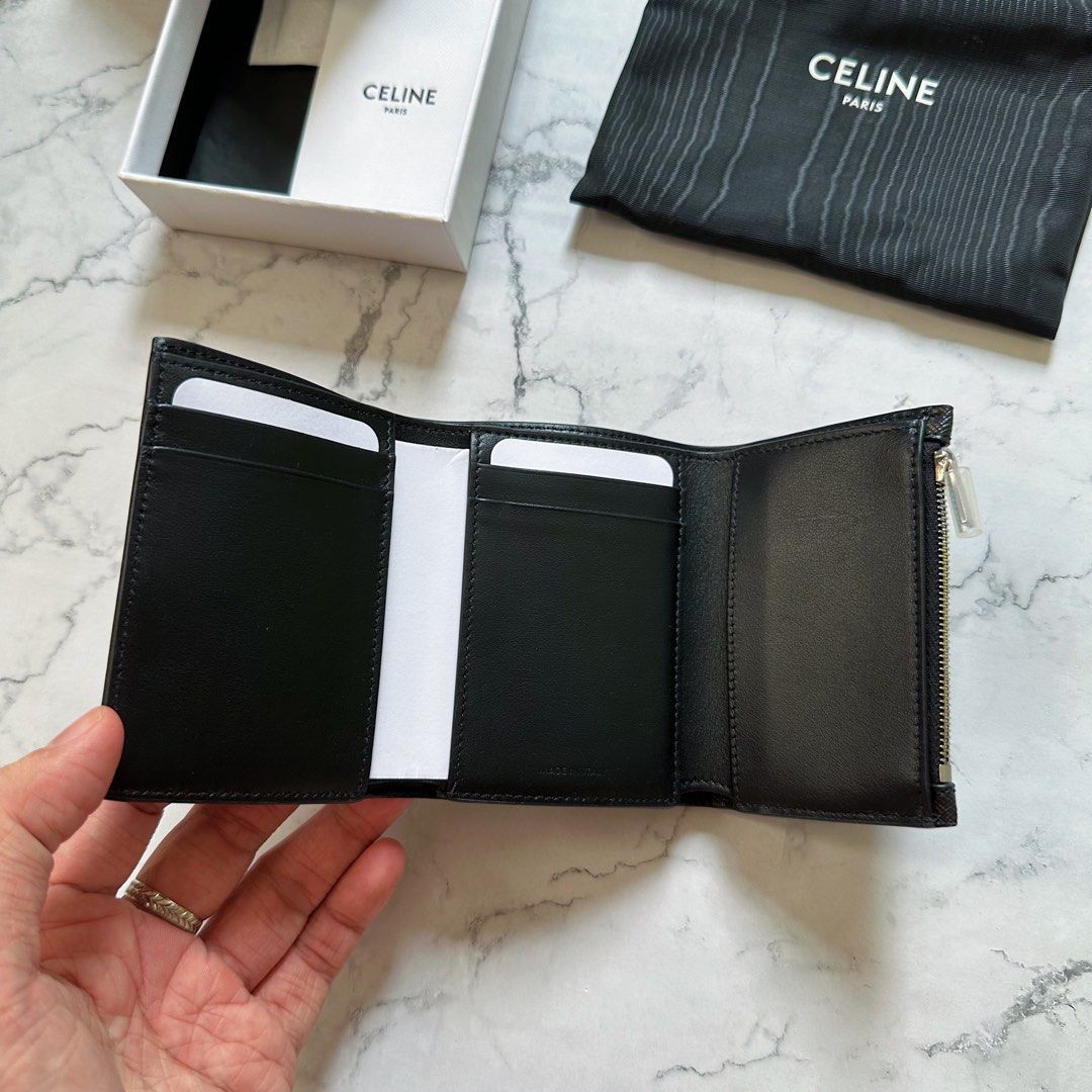 FINE STRAP WALLET IN TRIOMPHE CANVAS AND LAMBSKIN - BLACK