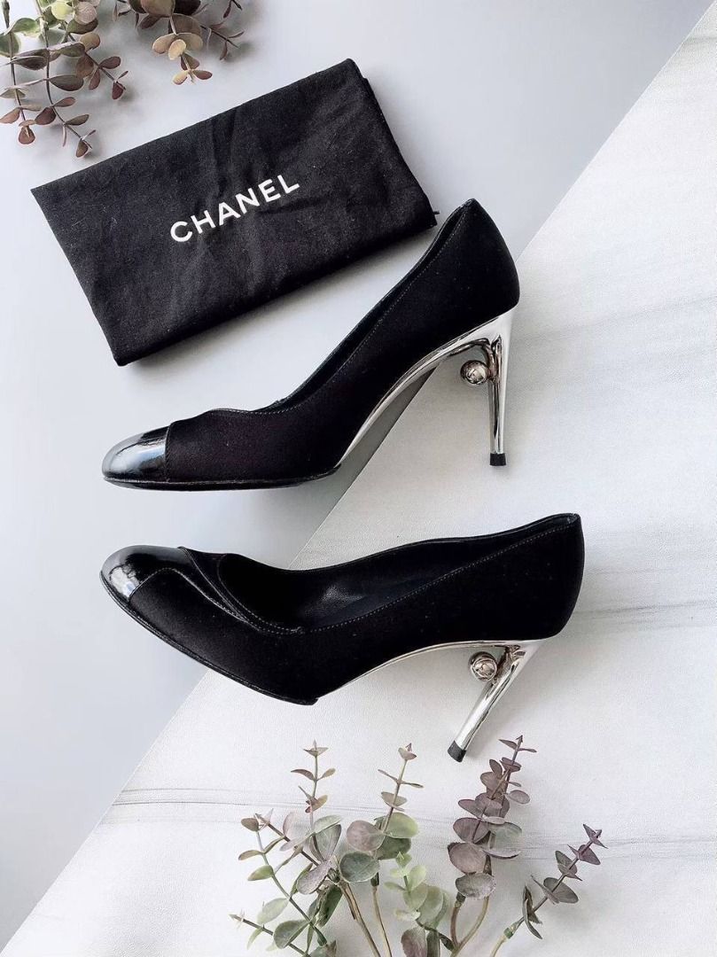 Chanel Pumps Shoes Black sz 38 with db (insole 23.5 cm & heels 8.5