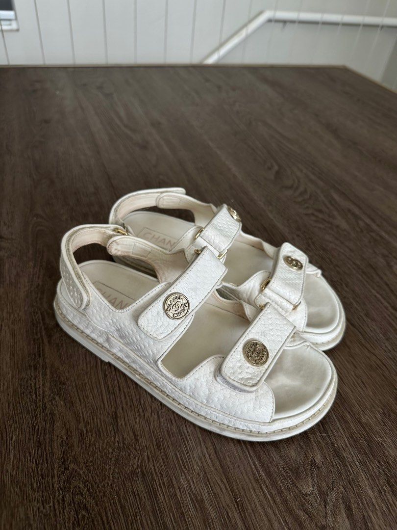 Chanel sandals online 2020 white