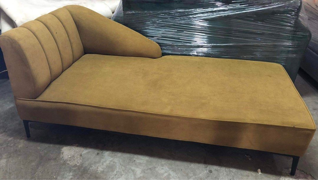 Cleopatra Extra Wide Pwede na Bed (Category: Sofas) located in Las Pinas. Submitted by abby_e_g (Listing ID 1257398510, Image 2). Description: Brandnew Uratex Foam Steel Legs Solid Frame Corduroy.