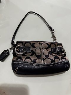 (Category: ) located in . Submitted by goodchoice4u (Listing ID 1257350140, Image 1). Description: .