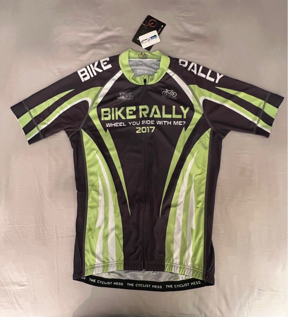 Cycling Jersey Men s Fashion Activewear on Carousell