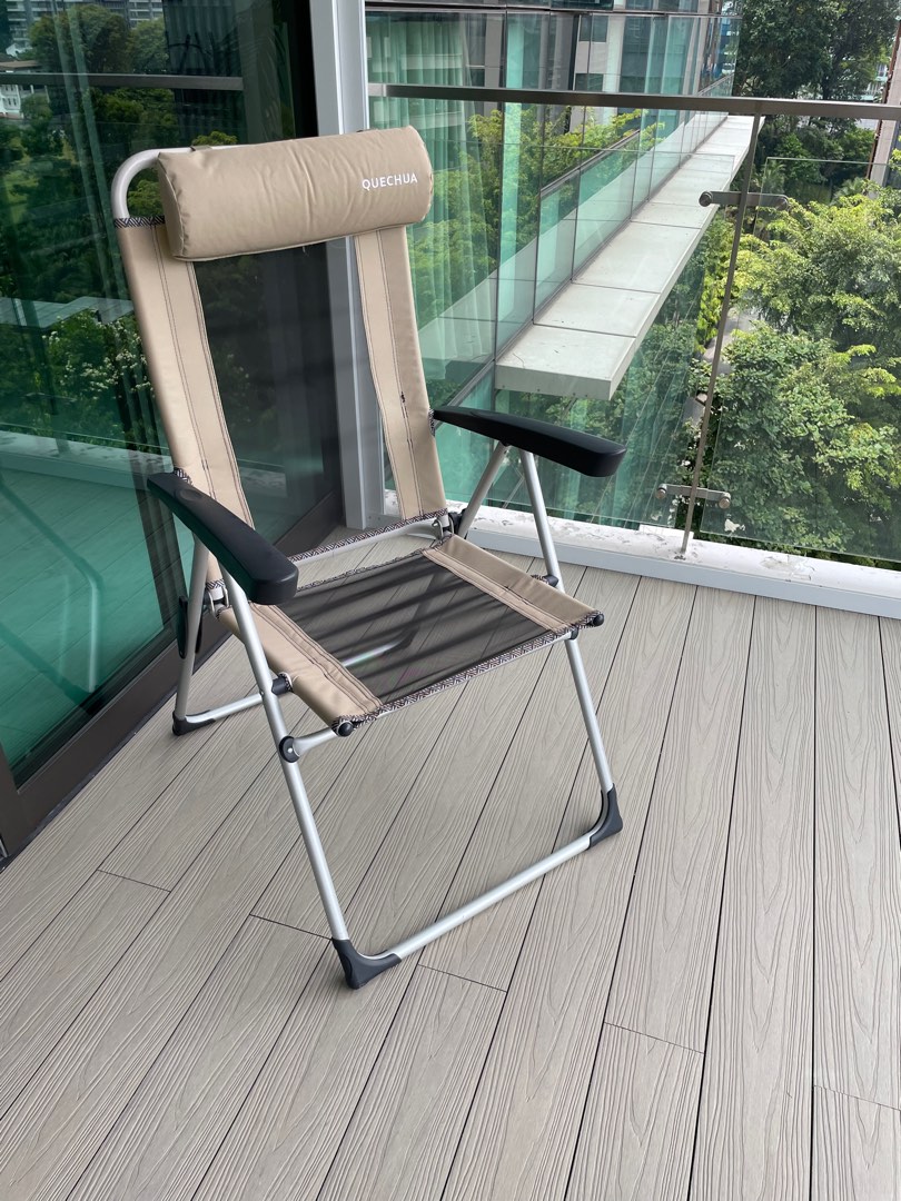 Decathlon store relax chair
