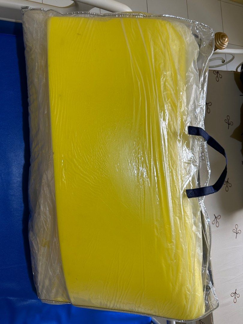 Egg Crate Foam Bed Topper, Furniture & Home Living, Bedding & Towels on