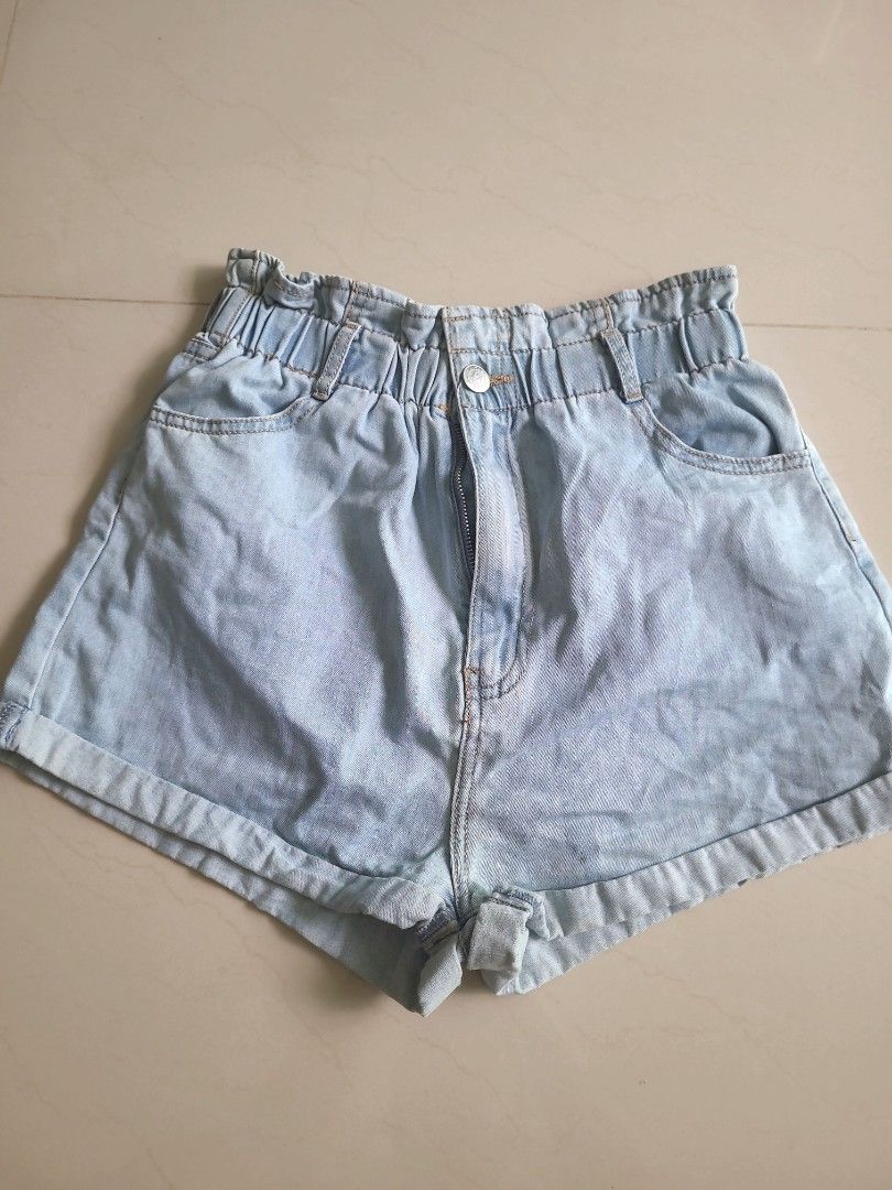 Elastic waist denim shorts small Women s Fashion Bottoms Shorts