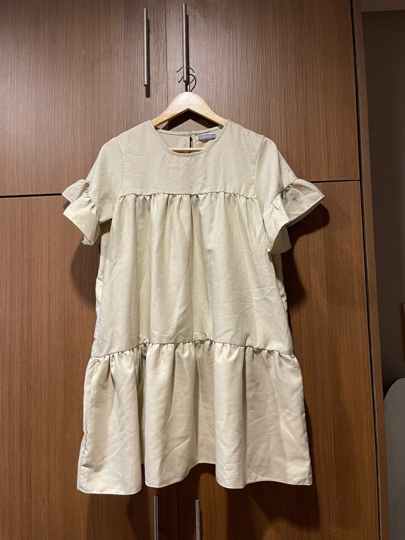 Elin x Tricia Nursing Dress in Light Stone Women s Fashion