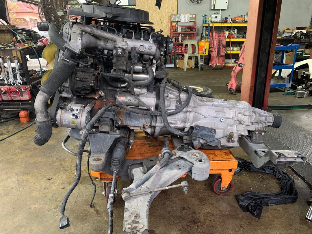 Engine D4CB + gearbox + fuel pump, Auto Accessories on Carousell