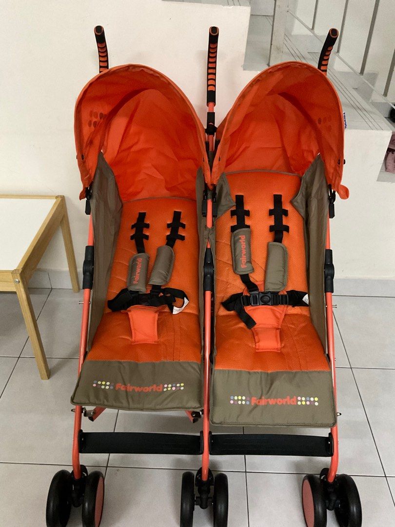 Fairworld twin stroller top
