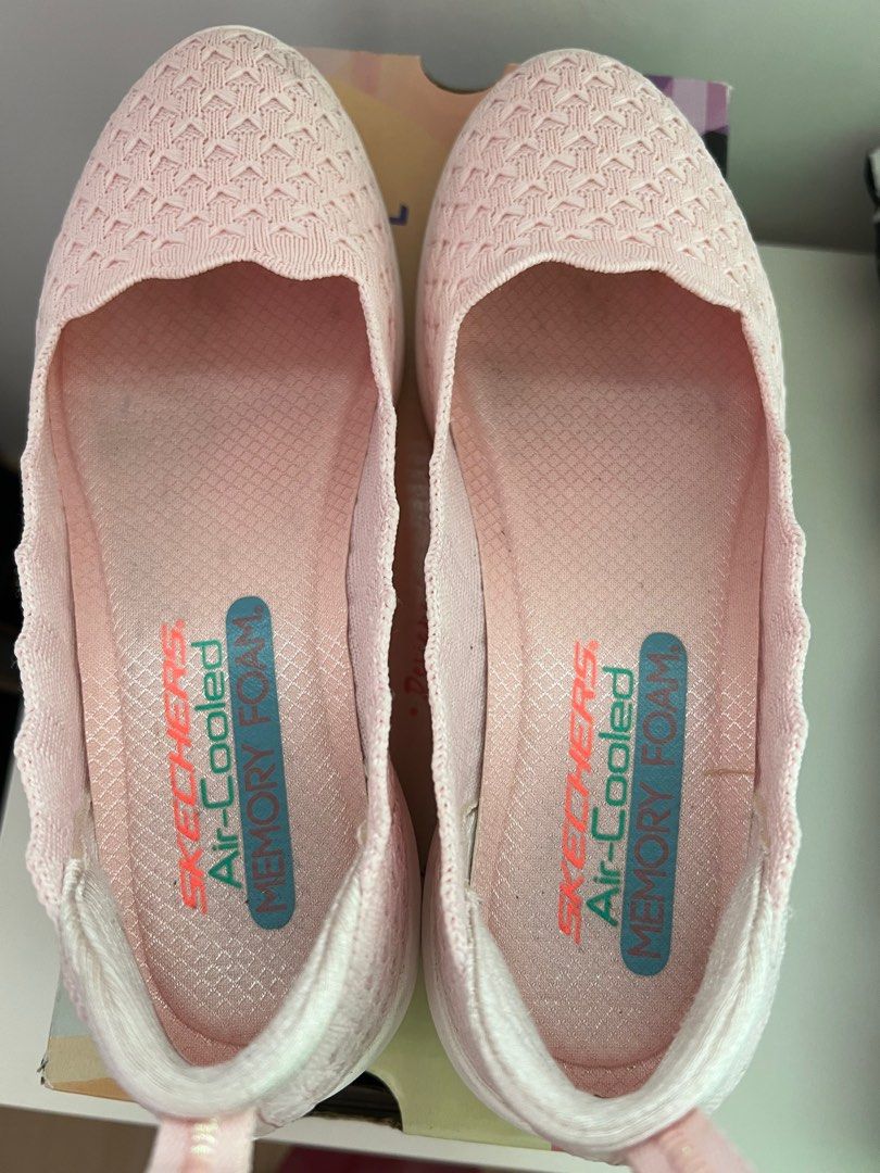 Skechers air cooled shop memory foam size 5