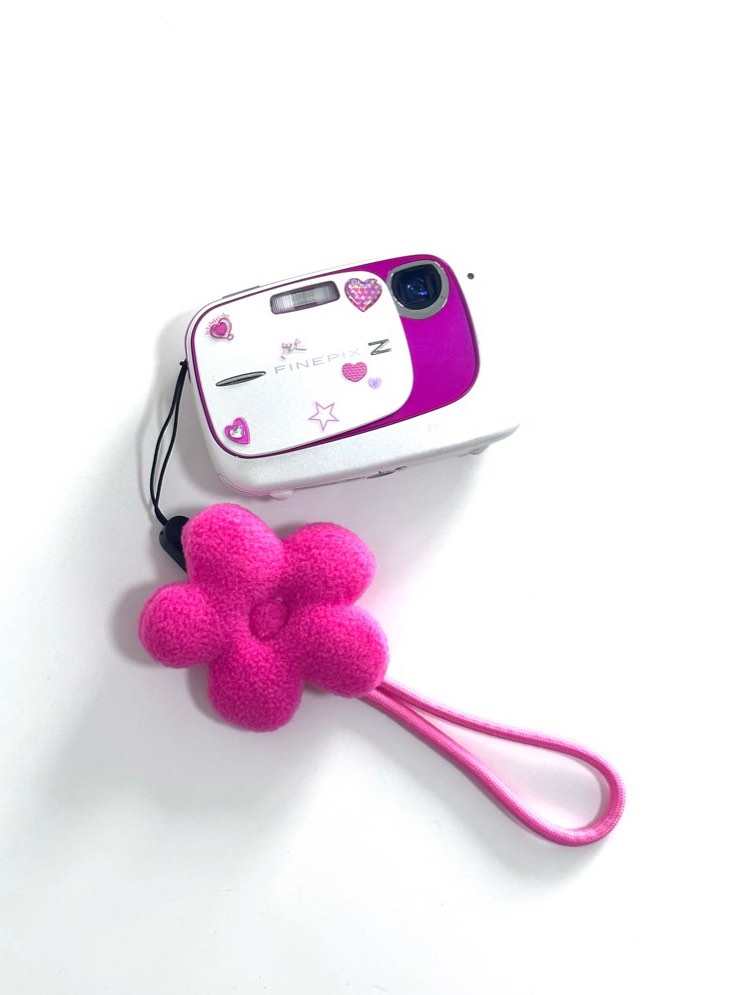 Fujifilm FinePix Z35 /Pink camera / Vintage camera / Digital camera