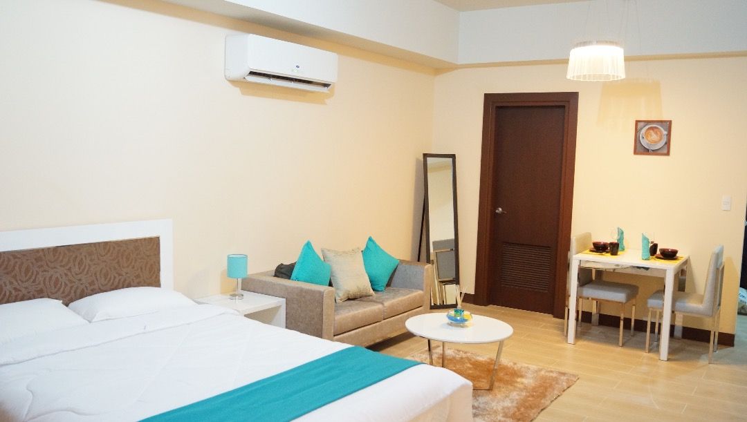 Fully furnished Studio unit in Two Central, Makati for Sale (15K