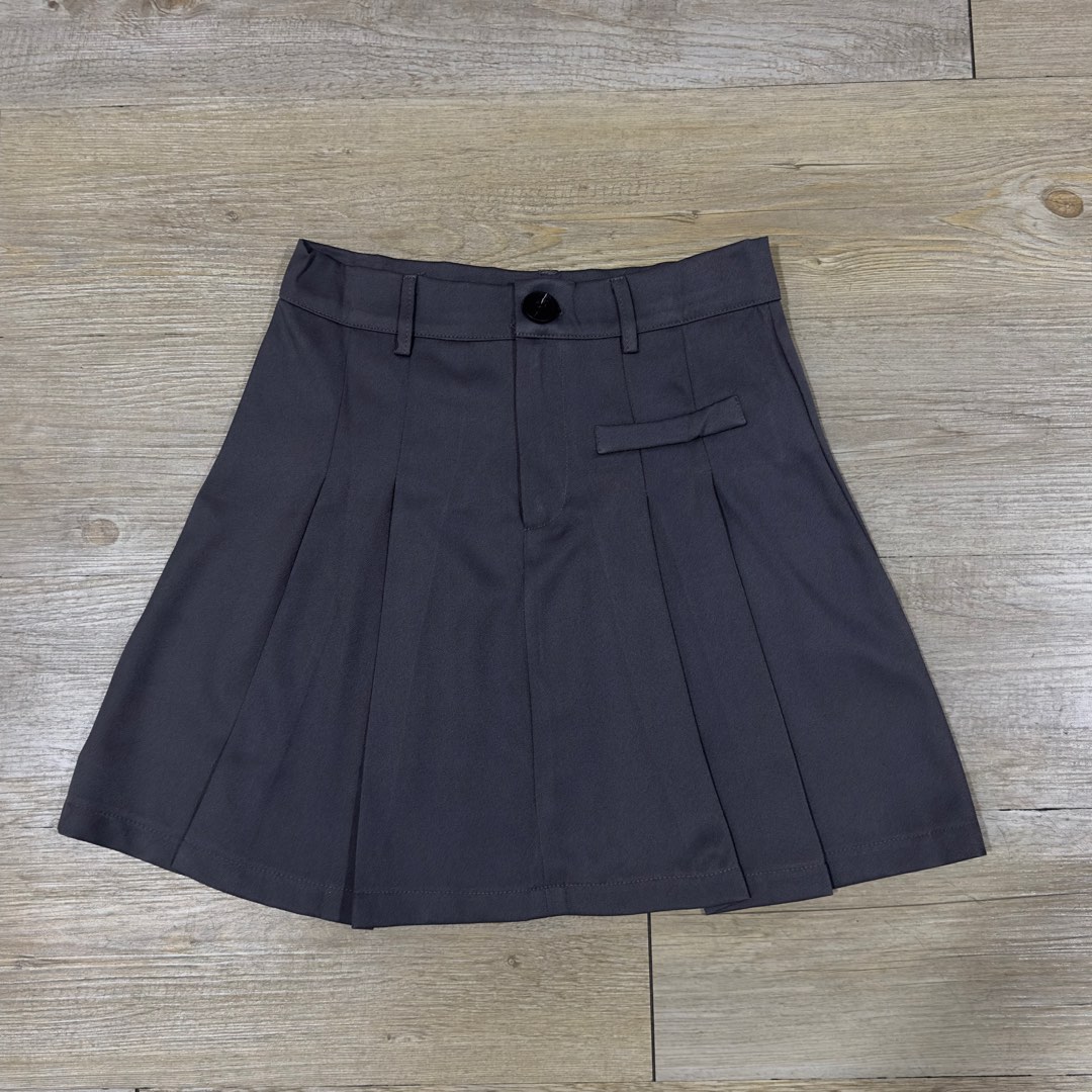Grey Pleated Skirts, Women's Fashion, Bottoms, Skirts on Carousell