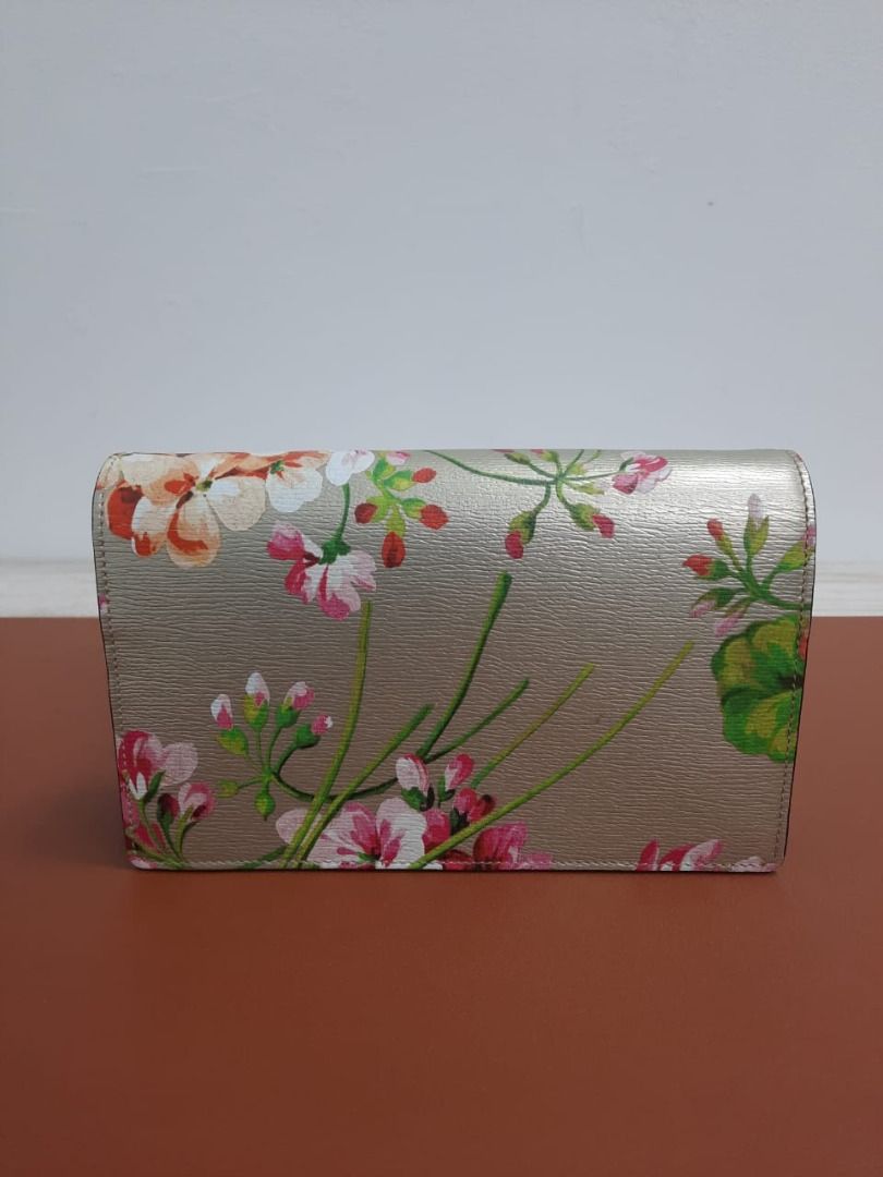 Gucci bloom wallet on new arrivals chain